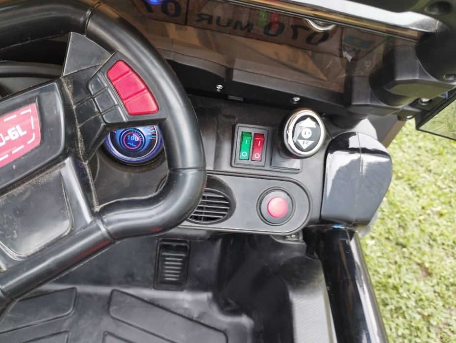 Продам детский электромобиль