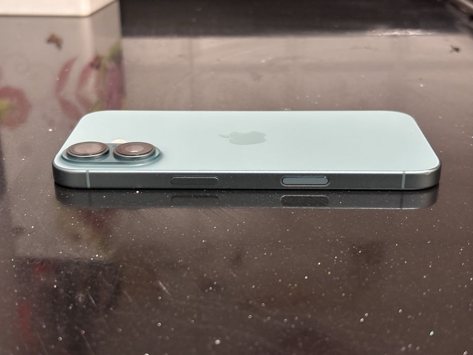 iPhone 16 Srochno sotiladi