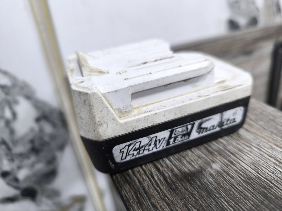 Батарейка от makita 14v