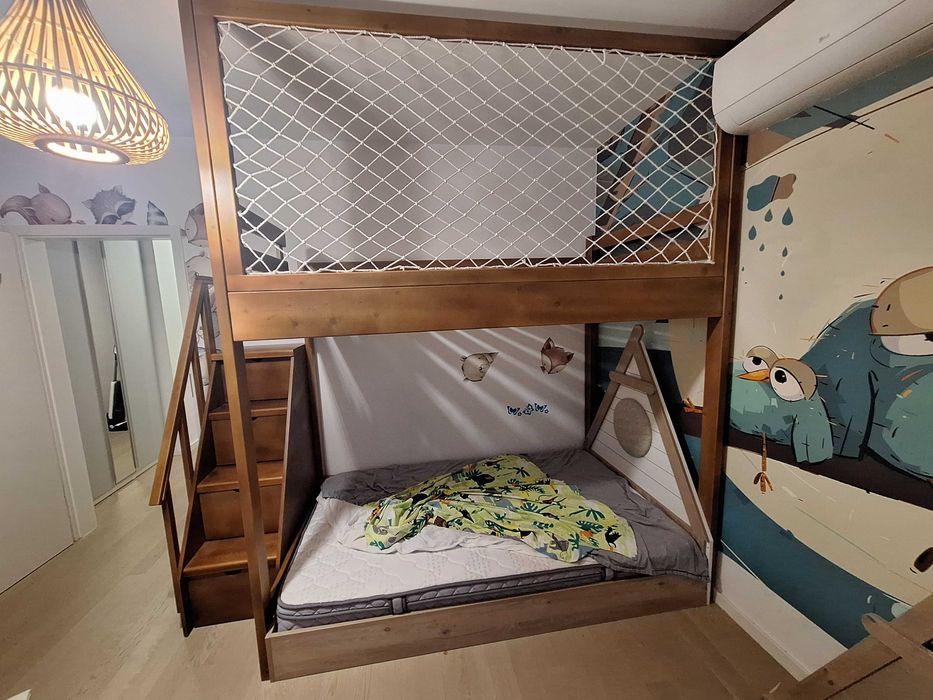 Pat etajat cu spatiu de joaca sau birou.Cod 1013