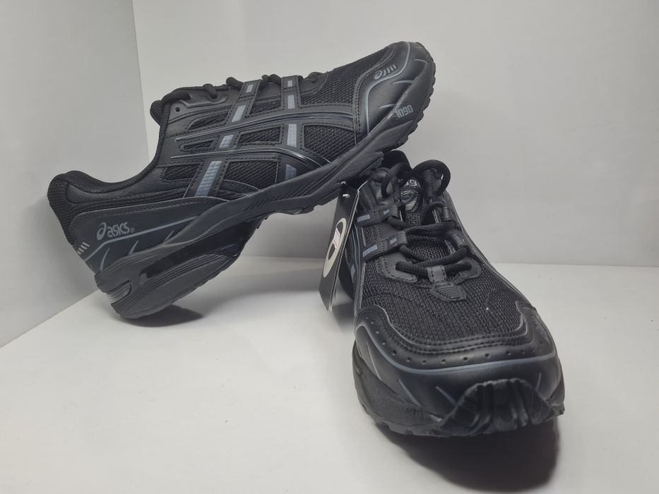 Маратонки Asics Gel 1090

Чисто нови с кутия.

Размер 49 стелка 31 см.