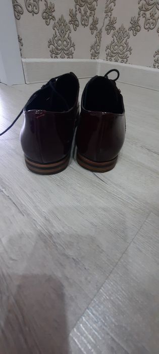 Продам туфли женские, размер 39-40