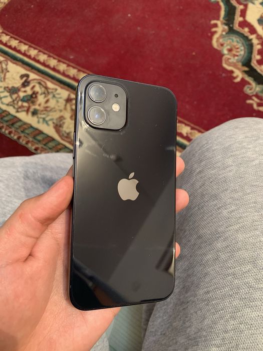 Продам айфон 12 пам256 акб76