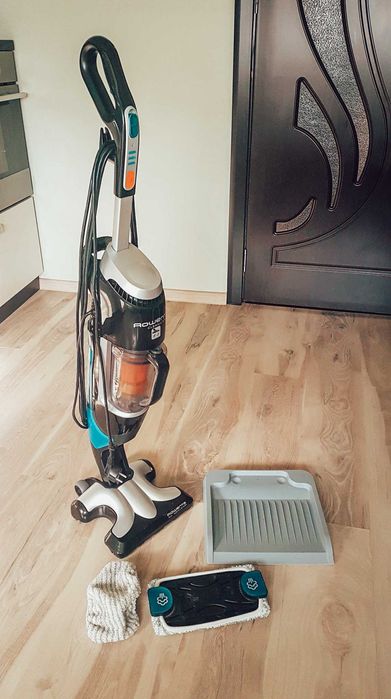 Aspirator cu mop aburi Rowenta clean &steam