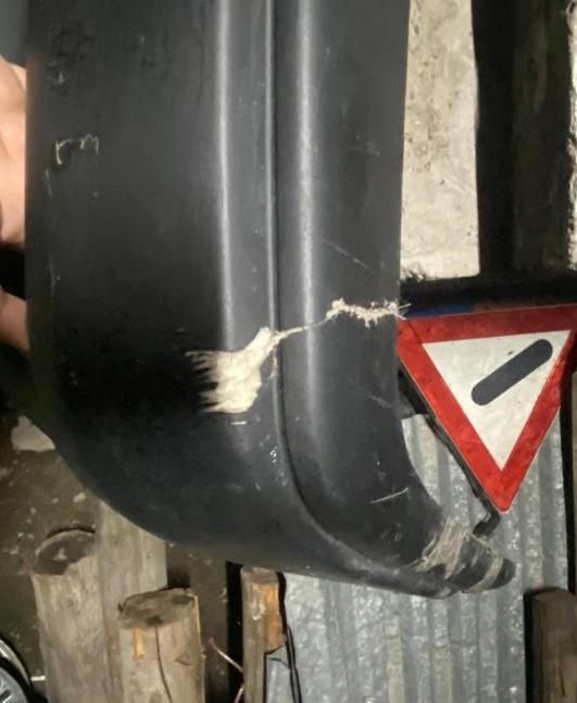 Бампер от мерседеса 124