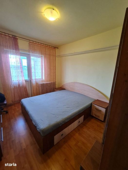 Apartament cu 3 camere - Centru  - Bld. Independentei