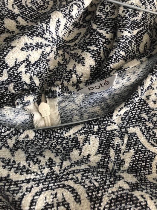 Красива есенно-зимна рокля Bote