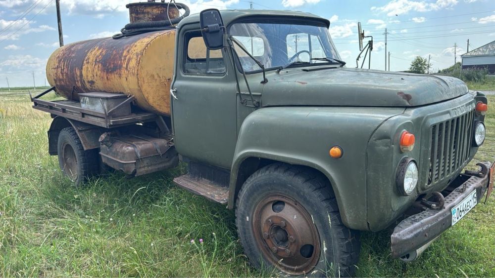 Бензовоз Газ-53.