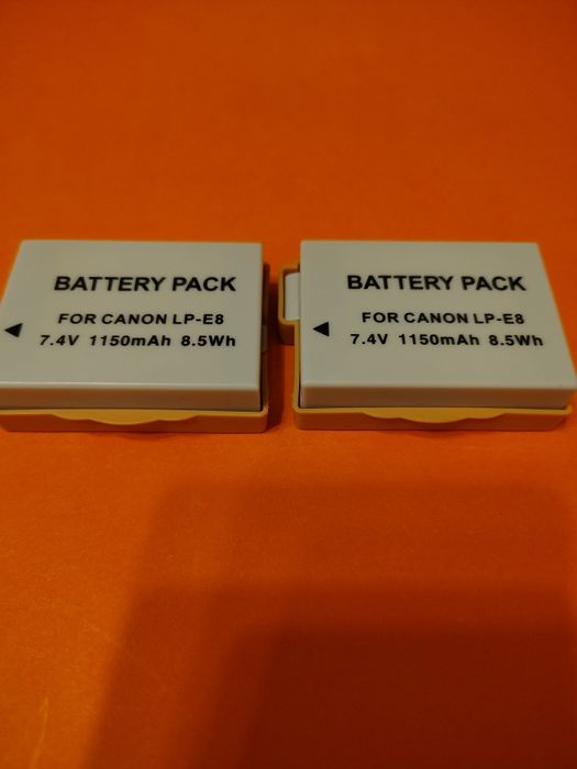 Set 2 Acumulatori Canon LP-E8 (7.4V, 1150mAh) – Pentru Canon 550D, 600D, 650D, 700D