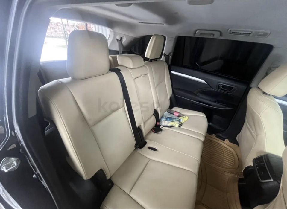 Toyota Highlander продам машину срочно