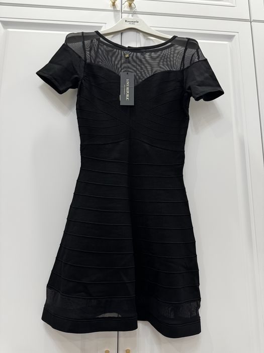 Продам новые коктейльные платья 42 размера