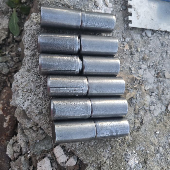 Портална врата 3м.+ 2 тръби по 3м.,6 панти