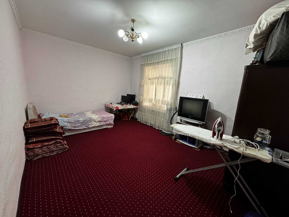 Nazarbek, Turkistonda uy sotiladi