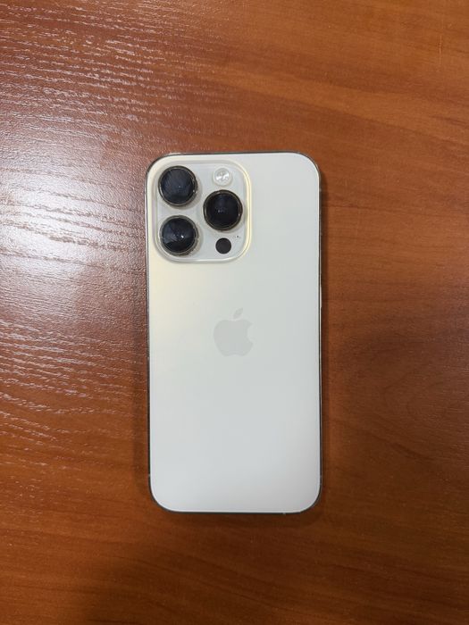 Продам Iphone 14 про