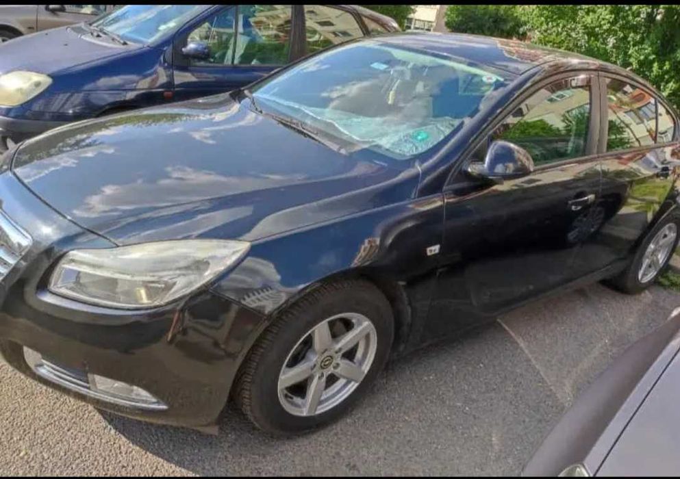 Продава се Opel Insignia 2.0 CDTI, 130 к.с. | 2011 г. | София