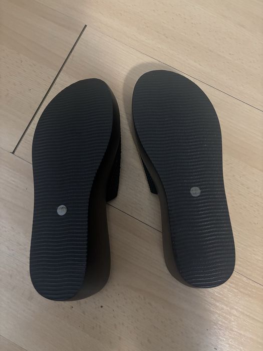 Нови дамски чехли на платформа