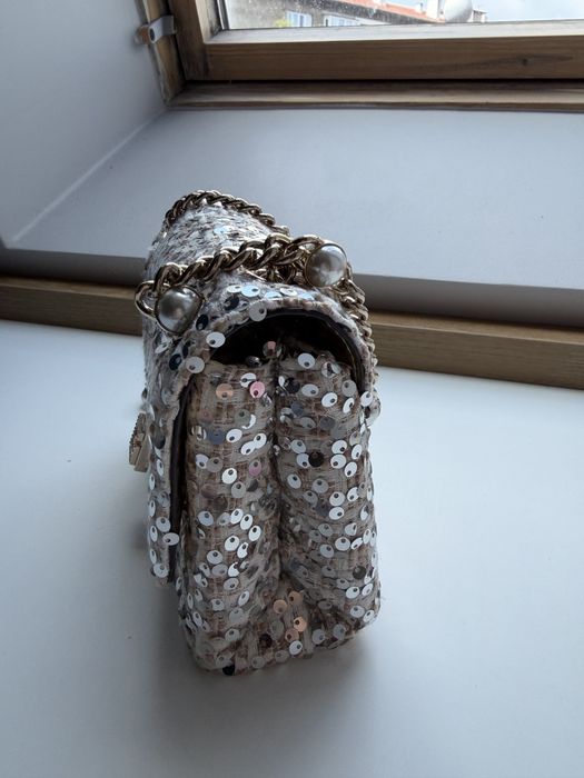 Дамска чанта Guess