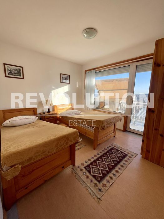 Дава се под наем Къща в к.к. Златни пясъци - 180 кв.м за 1018.98 € - Снимка #4