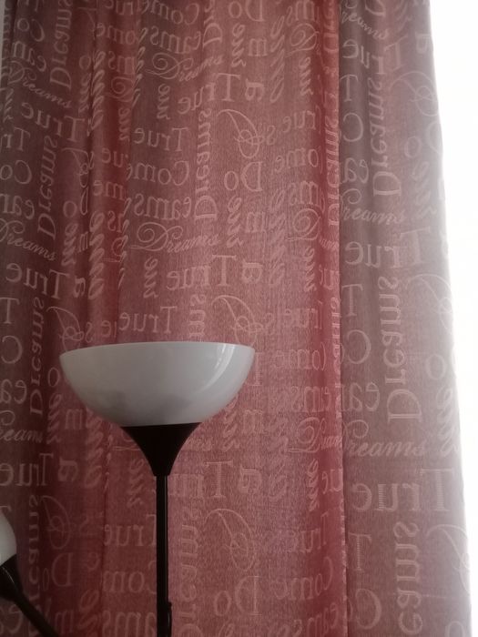 Продам шторы в отличном состоянии