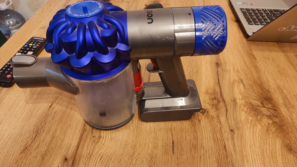 Адаптер за батерия Dyson V6