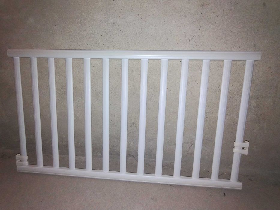 Трансформираща се в бюро люлееща кошара Lorelli Dream 120x60 см.