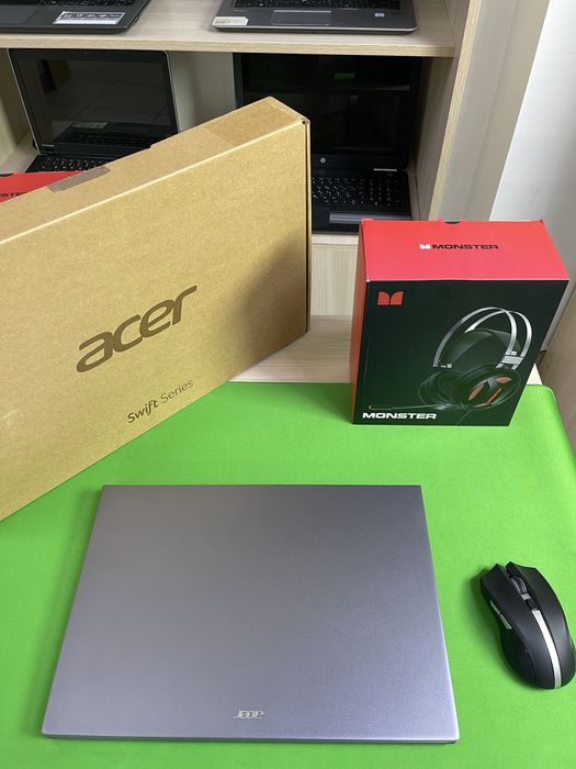 Acer Swift / Ryzen 9 7940HS / RTX 4050 6GB