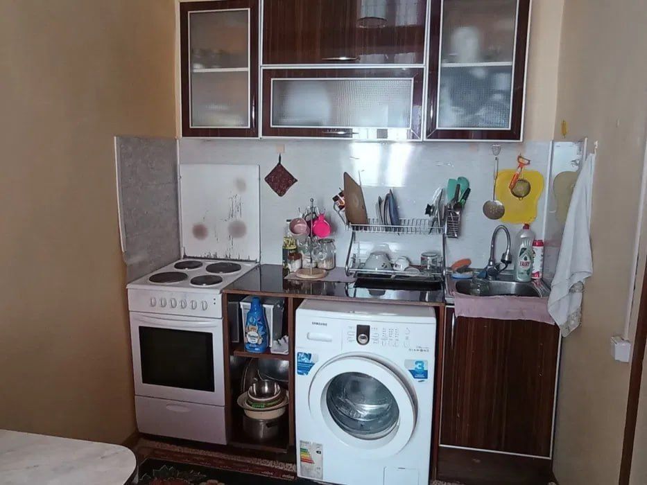 2 ком. квартира, 41 м². Сергели 3. Бывшее общежитие. Метро "Turon".