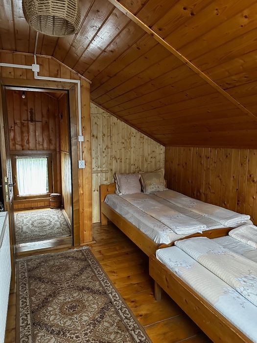 Cabana de inchiriat pe malul lacului Tarnita