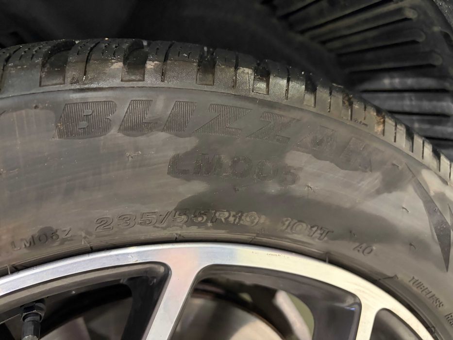 Зимни гуми 235 55 19 Bridgestone Blizzak 235 55 19 DOT22