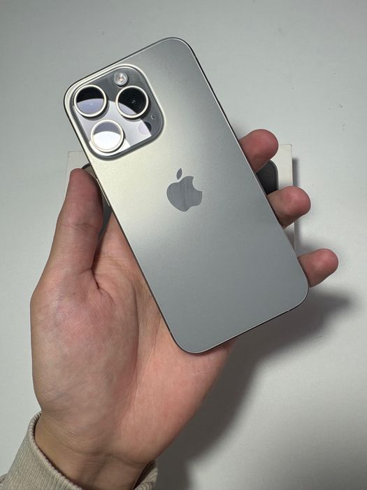 Iphone 15 pro  90% 128gb
