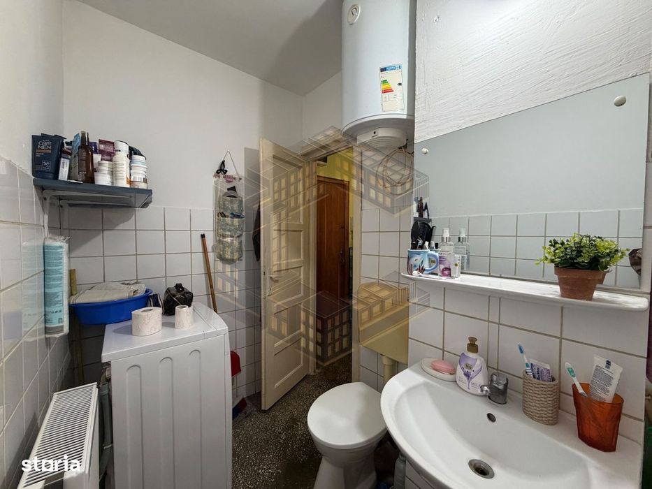 Apartament cu o cameră de vânzare, decomandat, zona Steaua, Timișoara