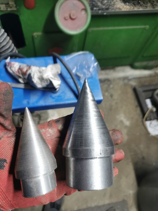 Con pentru capatul tevi la put