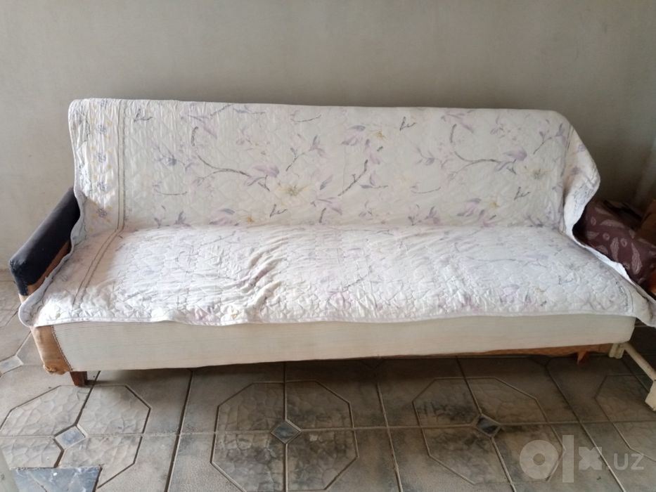 Продаётся диван.