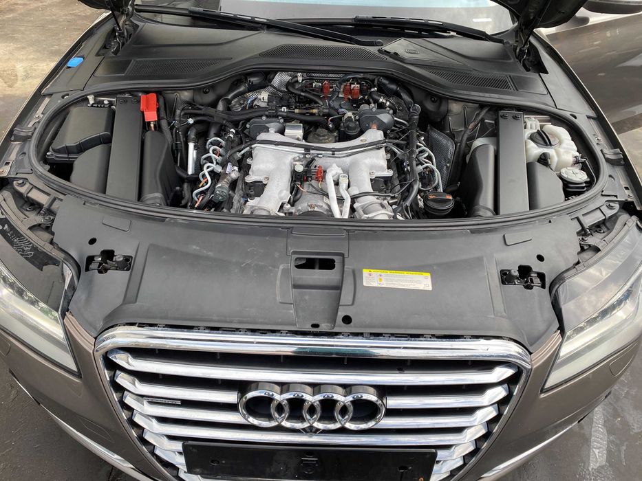 Dezmembrez Audi A8 4H 4.2 TDI FULL/CDS/CDSB/camere 360/faruri matrix/frigider/stopuri led/usi/oglinzi/capota/bara/trapa/parbriz/tv