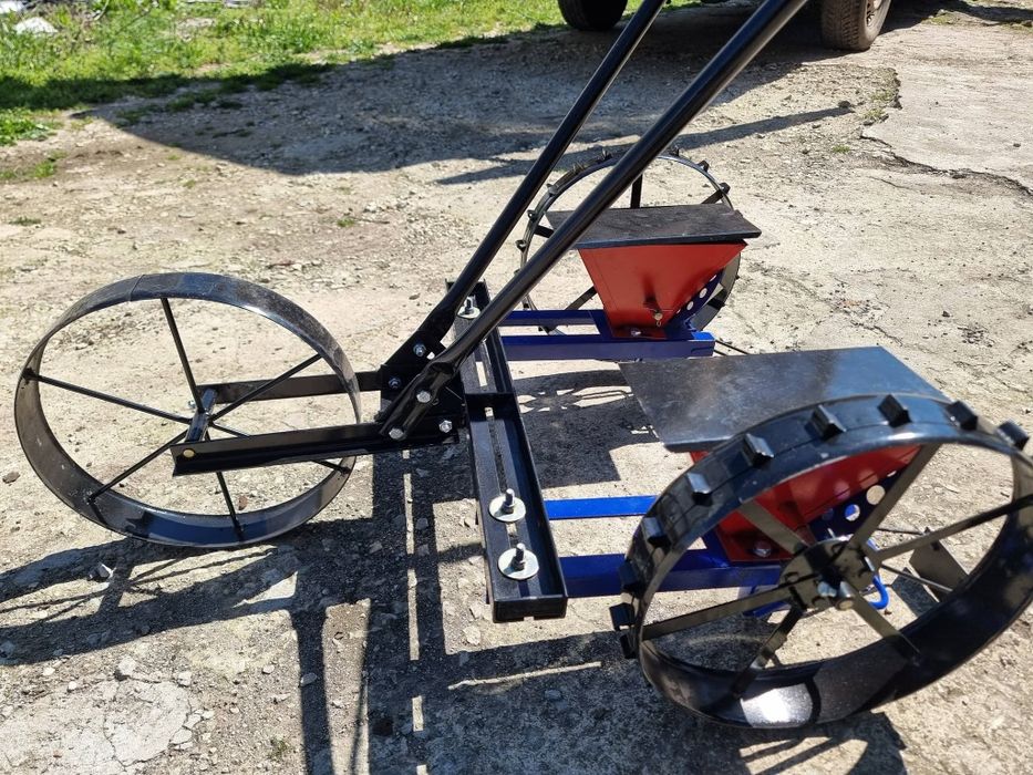 Сеалка  за царевица, лук жито дини грах боб