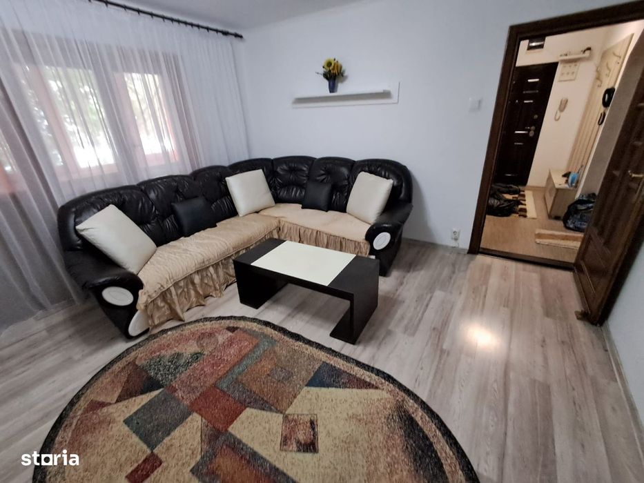 Ap 3 Camere 2 Bai Etaj 1 zona Lipovei 480 Euro
