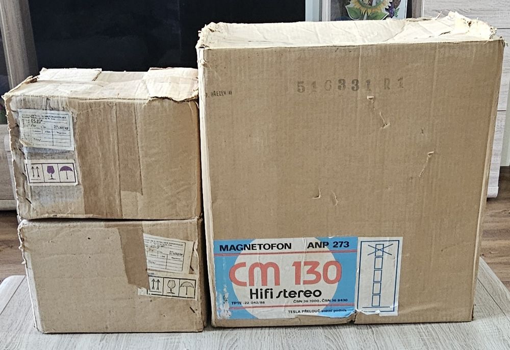 Magnetofon Tesla 130