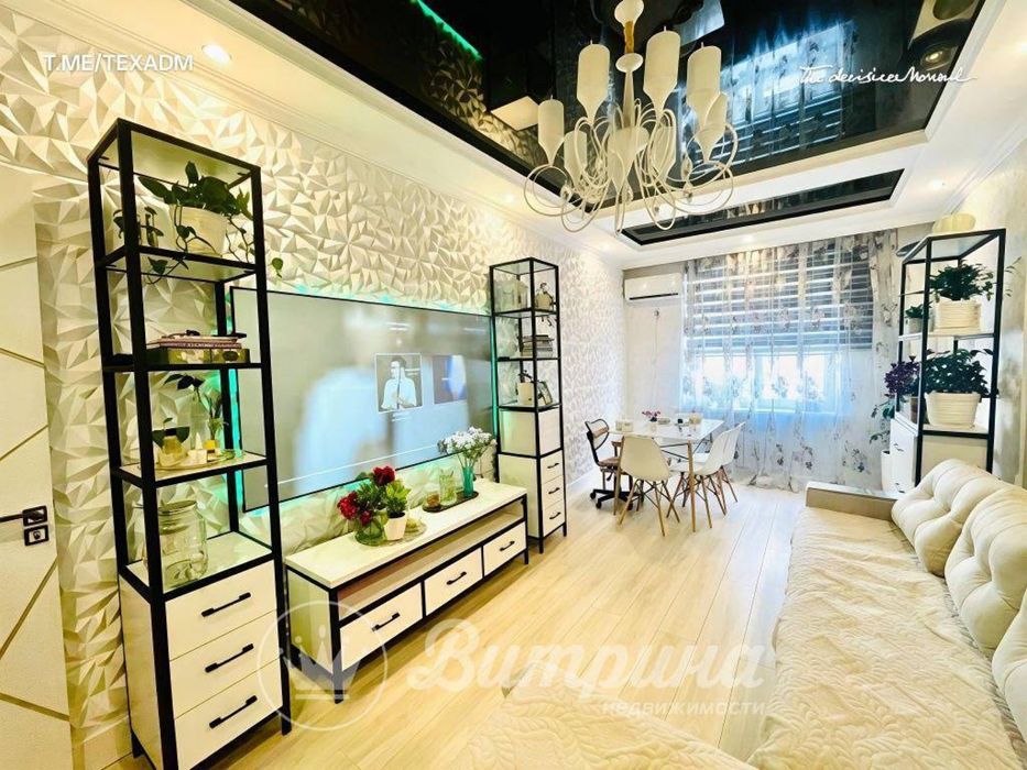 Продаётся 3-комнатная квартира ул. Паркент