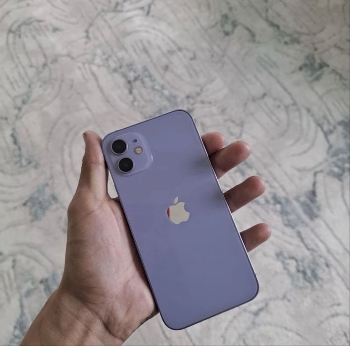 Продам iphone 12 64GB