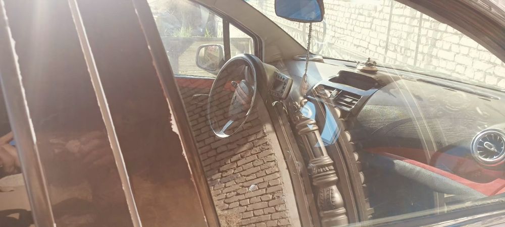 Spark sotiladi 2011 yil