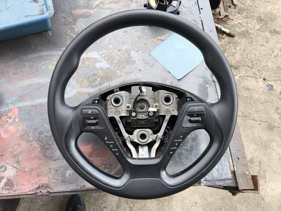 Волан за Kia Ceed