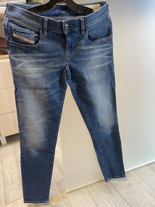 Blugi Diesel talie joasa