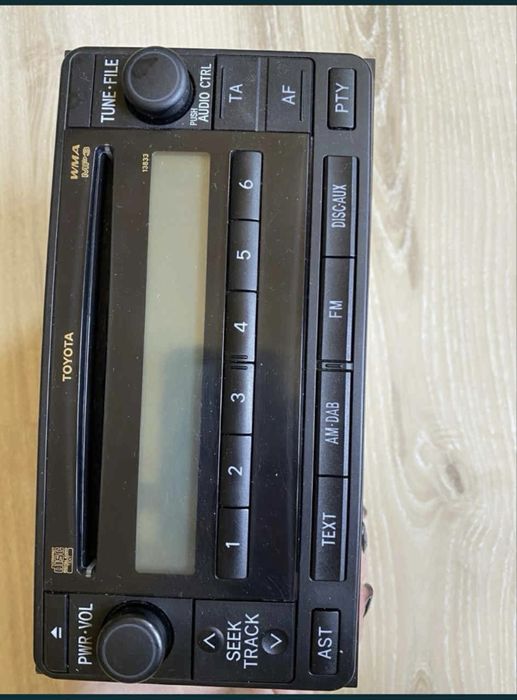 CD радио за Toyota Land Cruiser Prado 150, 2010 година