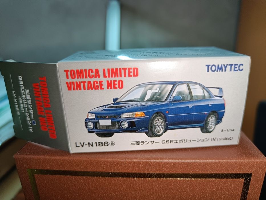 Tomica Limited Vintage Neo Mitsubishi Lancer Evolution Hot Wheels