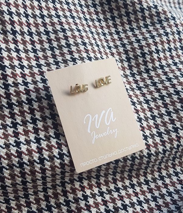 Продам серьги (красивая упаковка в подарок)