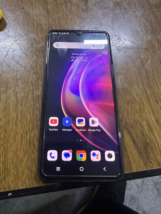 Vivi v21e 128gb 8 gb