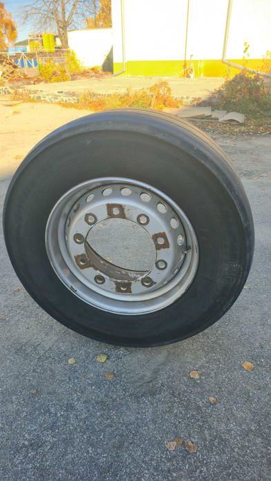 385 55 22.5 Michelin с ръб