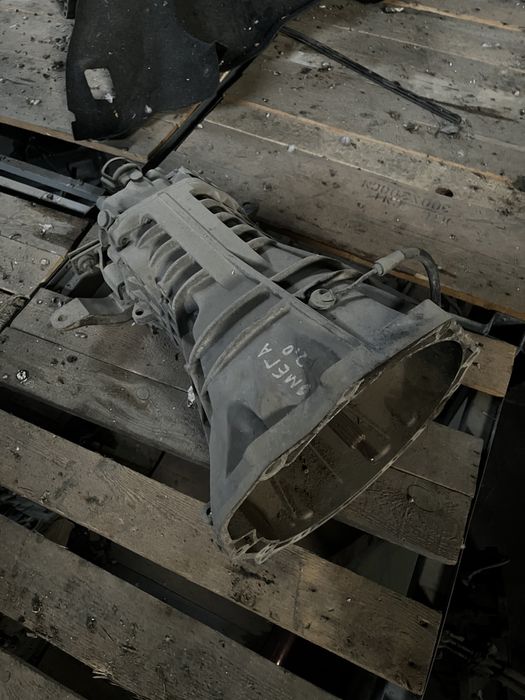 Опель синтра каропка