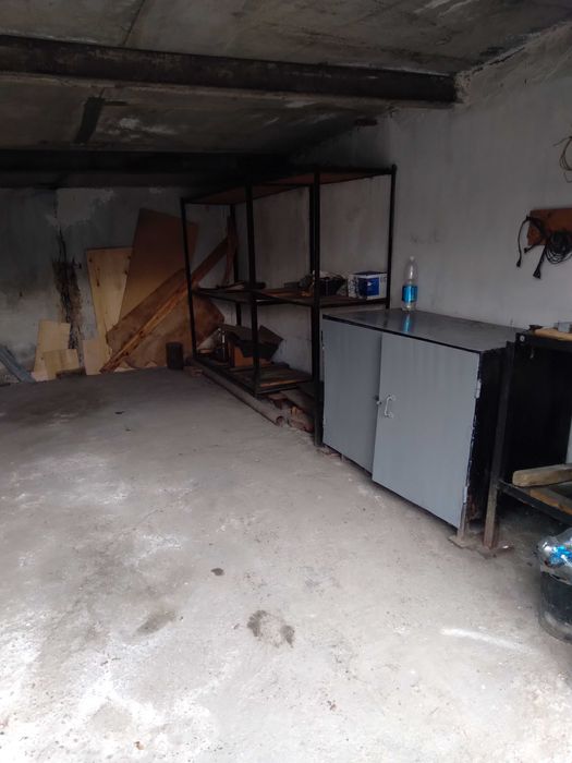 Продам гараж в Новой Бухтарме.