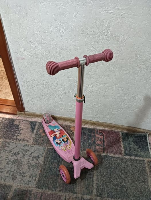 Самокат детский.